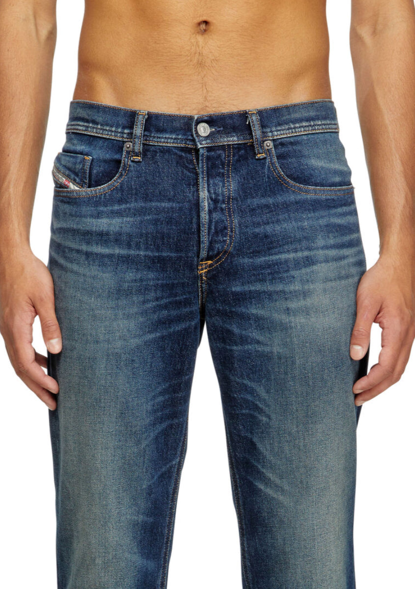 Regular Jeans 2023 D-Finitive 09m10 - Dark Blue